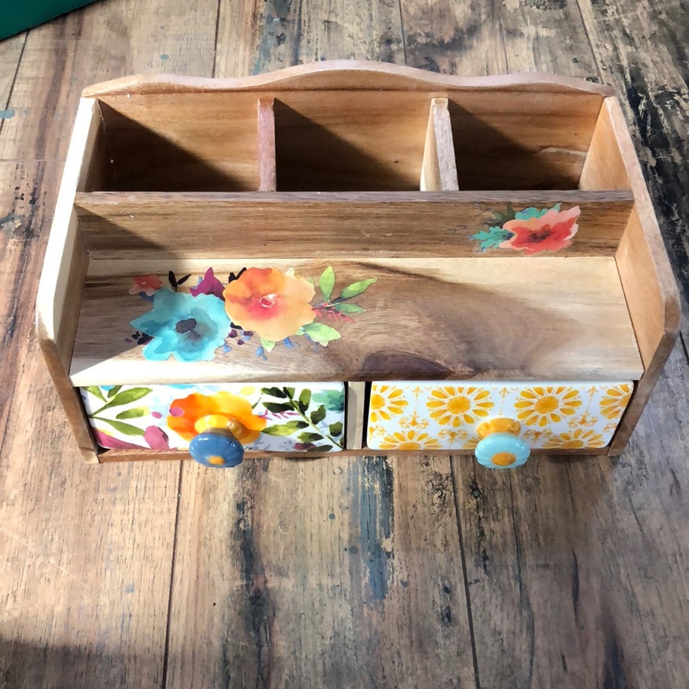 Pioneer Woman Caddy SOLD OUT